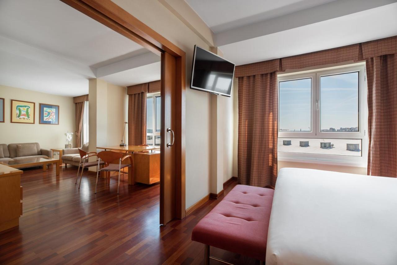 Eurostars Atlantico Hotel โอโกรูญา ภายนอก รูปภาพ
