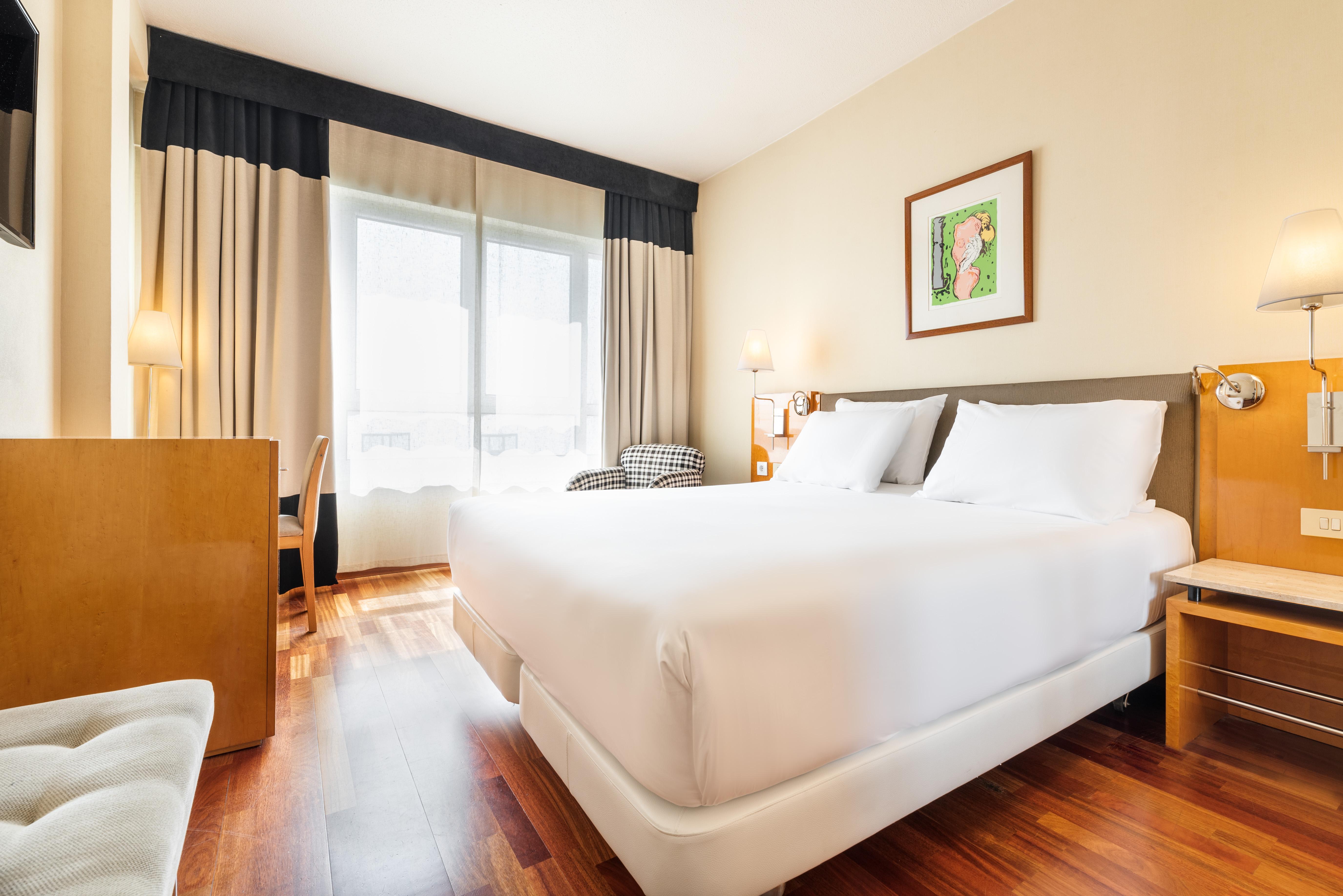 Eurostars Atlantico Hotel โอโกรูญา ภายนอก รูปภาพ