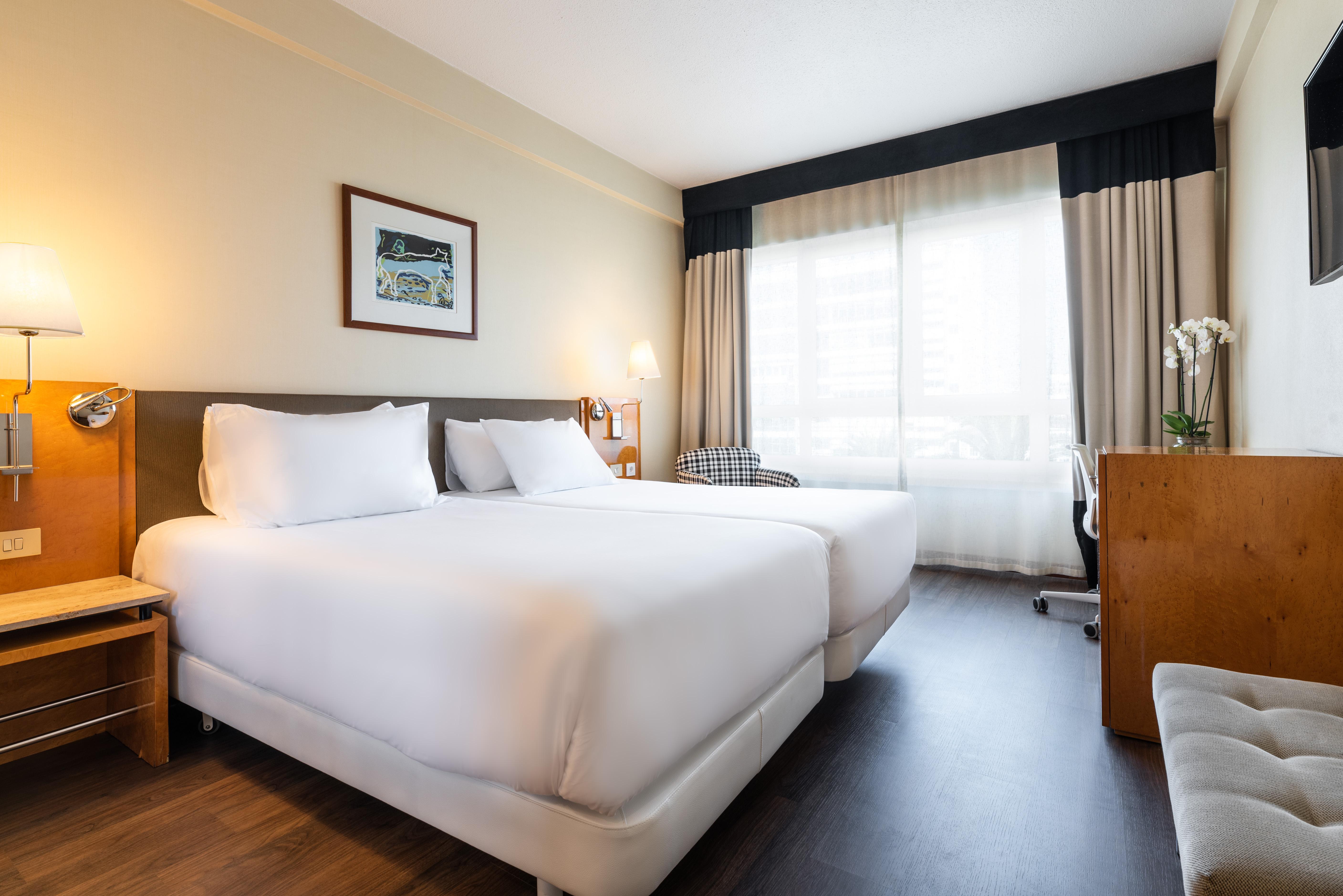 Eurostars Atlantico Hotel โอโกรูญา ภายนอก รูปภาพ