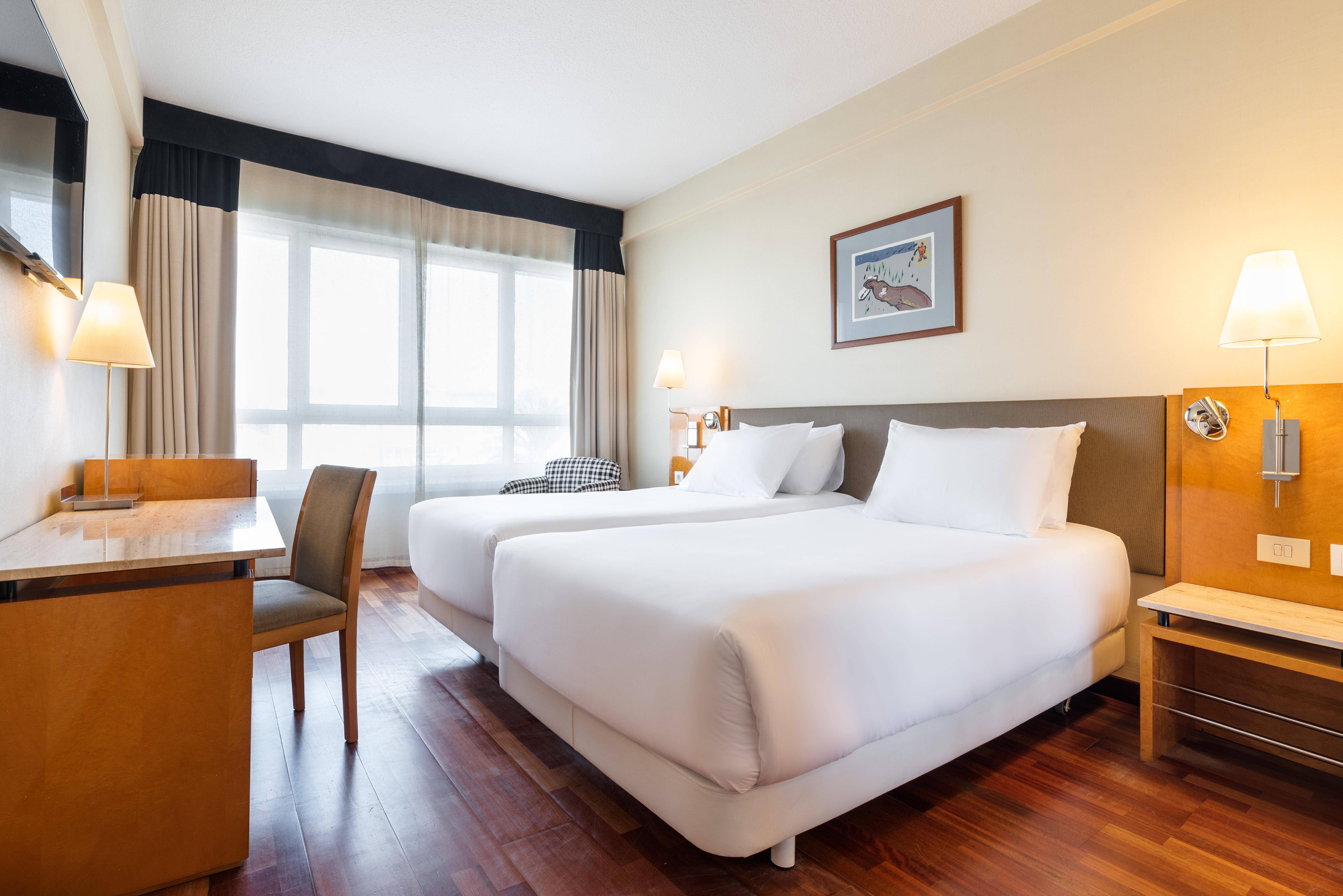 Eurostars Atlantico Hotel โอโกรูญา ภายนอก รูปภาพ